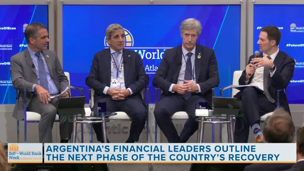 Caputo y Bausili respaldaron el acuerdo financiero con Estados Unidos en el&nbsp;FMI