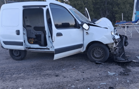 Una joven de 25 años murió en un choque en Ensenada y hay cuatro&nbsp;heridos