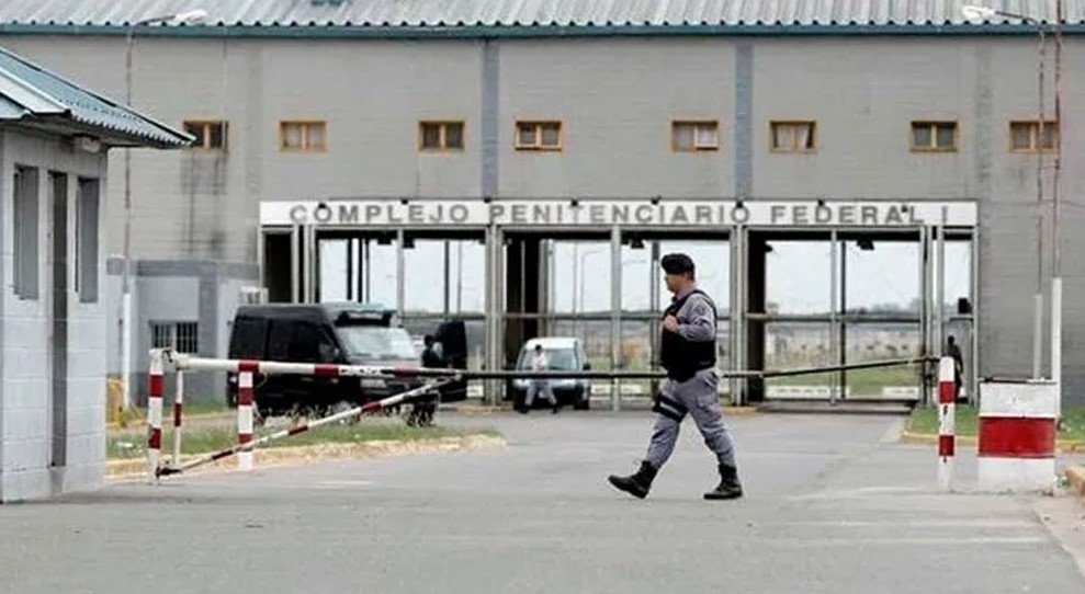 Investigan corrupción en el SPF: allanaron al director por irregularidades en la&nbsp;alimentación