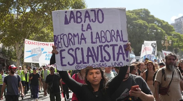 Qué implica la reforma laboral en despidos, jornada y&nbsp;huelgas